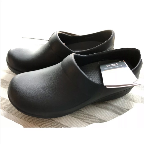 non slip croc work shoes